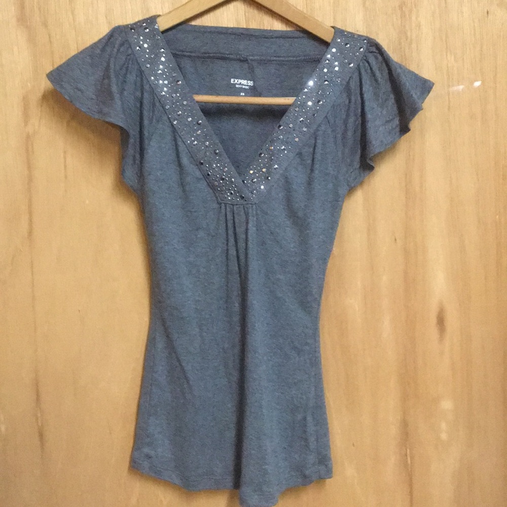 Express short sleeve top in heather grey